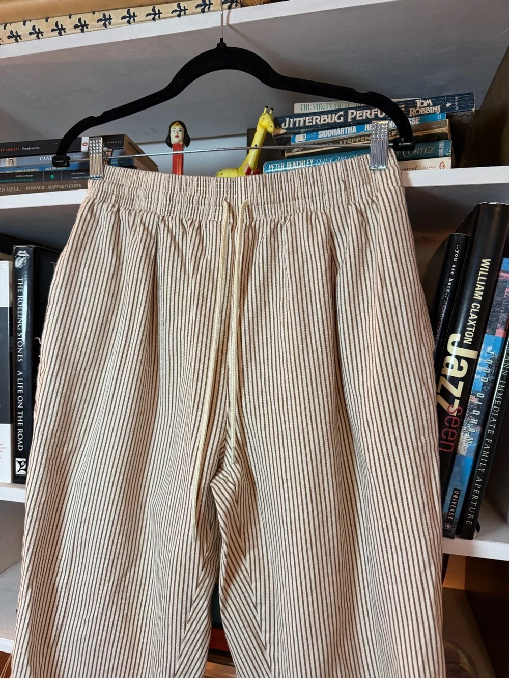 Men's Beige Striped Elastic-Waist Pants